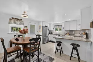 1229 American Legion Hwy, Westport, MA 02790 - Photo 9