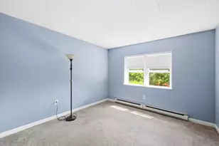 36 Maple Crest Cir, Holyoke, MA 01040 - Photo 21