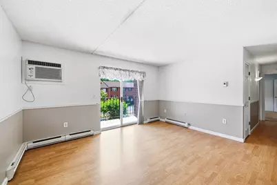 36 Maple Crest Cir #F, Holyoke, MA 01040 - Photo 3