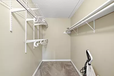 36 Maple Crest Cir #F, Holyoke, MA 01040 - Photo 17