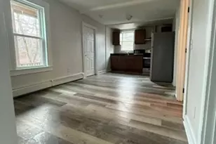 9 Granville St, Haverhill, MA 01832 - Photo 3