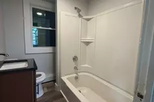 9 Granville St, Haverhill, MA 01832 - Photo 5