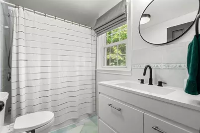 102 Manzanetta Ave, Weymouth, MA 02188 - Photo 25