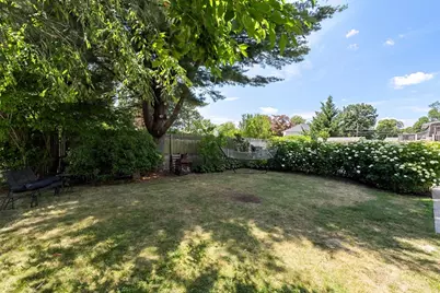 102 Manzanetta Ave, Weymouth, MA 02188 - Photo 35