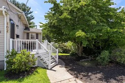 102 Manzanetta Ave, Weymouth, MA 02188 - Photo 3