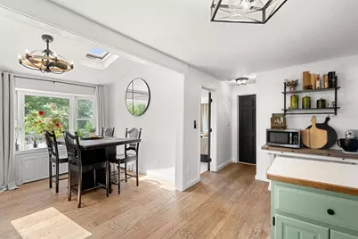 102 Manzanetta Ave, Weymouth, MA 02188 - Photo 19