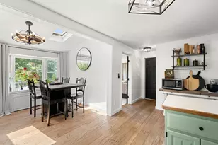 102 Manzanetta Ave, Weymouth, MA 02188 - Photo 19