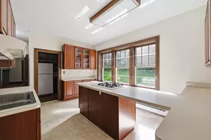 303 E State St, Granby, MA 01033 - Photo 7