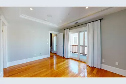 721 E 6th St #4, Boston, MA 02127 - Photo 13