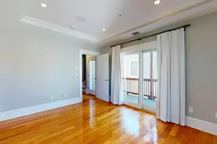 721 E 6th St, Boston, MA 02127 - Photo 13
