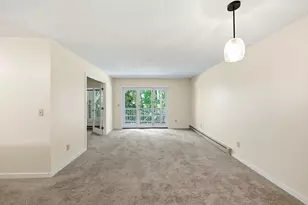 23 Randolph Pl, Northampton, MA 01060 - Photo 11