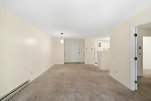 23 Randolph Pl, Northampton, MA 01060 - Photo 7