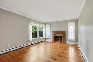 6 Charles St, Wayland, MA 01778 - Photo 3