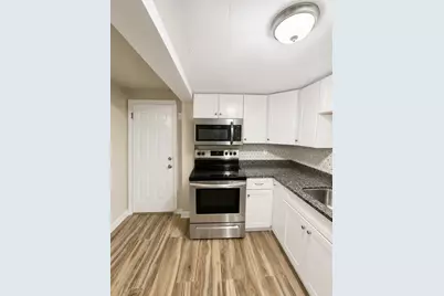 549 Mattakeesett #a, Pembroke, MA 02359 - Photo 3