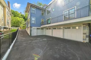 197 Winchester St, Brookline, MA 02446 - Photo 39
