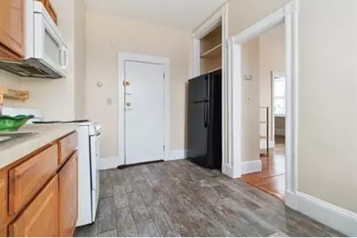 280 Cross #6, Malden, MA 02148 - Photo 3