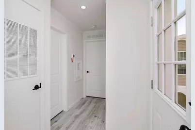 1346 Newport Ave #B5, Attleboro, MA 02703 - Photo 11