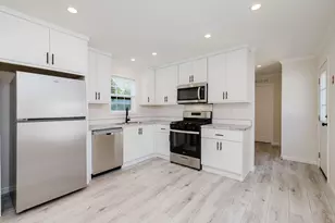 1346 Newport Ave, Attleboro, MA 02703 - Photo 5