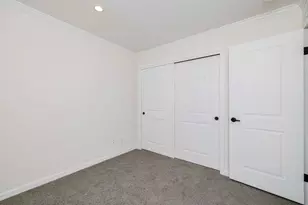 1346 Newport Ave, Attleboro, MA 02703 - Photo 17