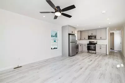 1346 Newport Ave #A2, Attleboro, MA 02703 - Photo 5
