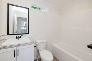 1346 Newport Ave, Attleboro, MA 02703 - Photo 15