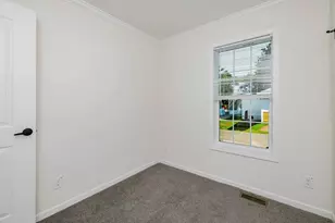 1346 Newport Ave, Attleboro, MA 02703 - Photo 21
