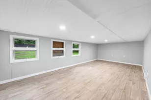 83 Rolf Ave, Chicopee, MA 01020 - Photo 13