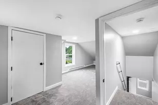 83 Rolf Ave, Chicopee, MA 01020 - Photo 21