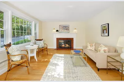 25 Rivermeadow Dr, Chelmsford, MA 01824 - Photo 3