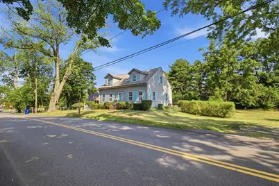 989 Cohannet St, Taunton, MA 02780 - Photo 1