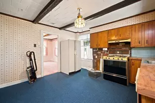 989 Cohannet St, Taunton, MA 02780 - Photo 9