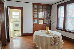 336 Burncoat St, Worcester, MA 01606 - Photo 9