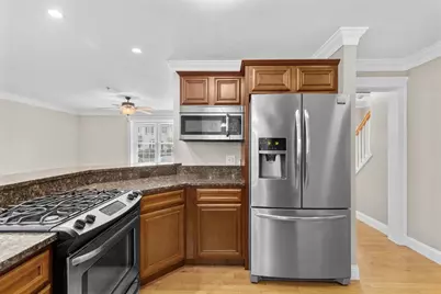 4 Cassidy Pl #4, Bridgewater, MA 02324 - Photo 9