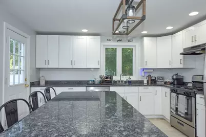 150 Hathaway Road, Acushnet, MA 02743 - Photo 5