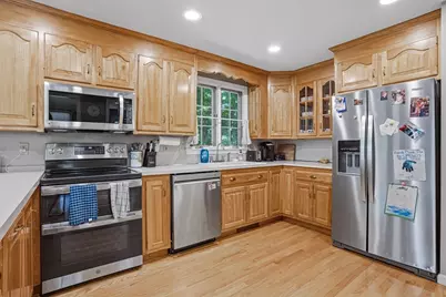 1565 West #1, Wrentham, MA 02093 - Photo 3