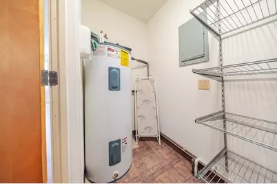 351 Pleasant St #9, Northampton, MA 01060 - Photo 23