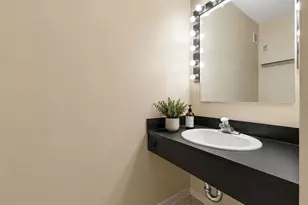 65 E India Row, Boston, MA 02110 - Photo 7