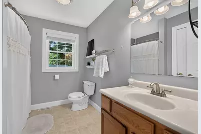 100 Mechanic St, Warren, MA 01083 - Photo 11