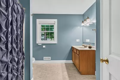 100 Mechanic St, Warren, MA 01083 - Photo 17