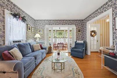 618 Robeson Street, Fall River, MA 02720 - Photo 9