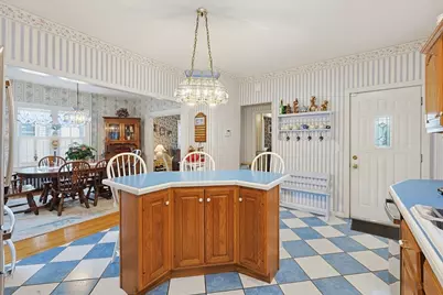 618 Robeson Street, Fall River, MA 02720 - Photo 3