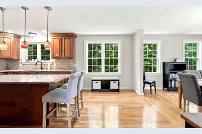 524 Lindsey St, Attleboro, MA 02703 - Photo 13