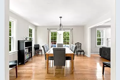 524 Lindsey St, Attleboro, MA 02703 - Photo 15