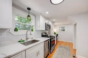 26 Carlson St, Quincy, MA 02169 - Photo 5