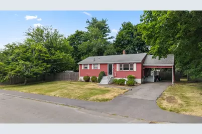 12 Tucker Ave, Marlborough, MA 01752 - Photo 3