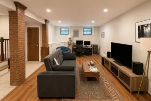 32 River St, Cambridge, MA 02139 - Photo 9