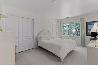 10 Hemingway St, Shrewsbury, MA 01545 - Photo 21