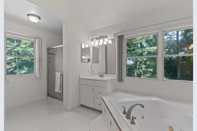 10 Hemingway St, Shrewsbury, MA 01545 - Photo 29