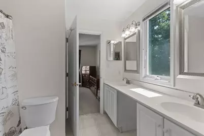 10 Hemingway St, Shrewsbury, MA 01545 - Photo 25