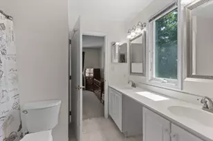 10 Hemingway St, Shrewsbury, MA 01545 - Photo 25